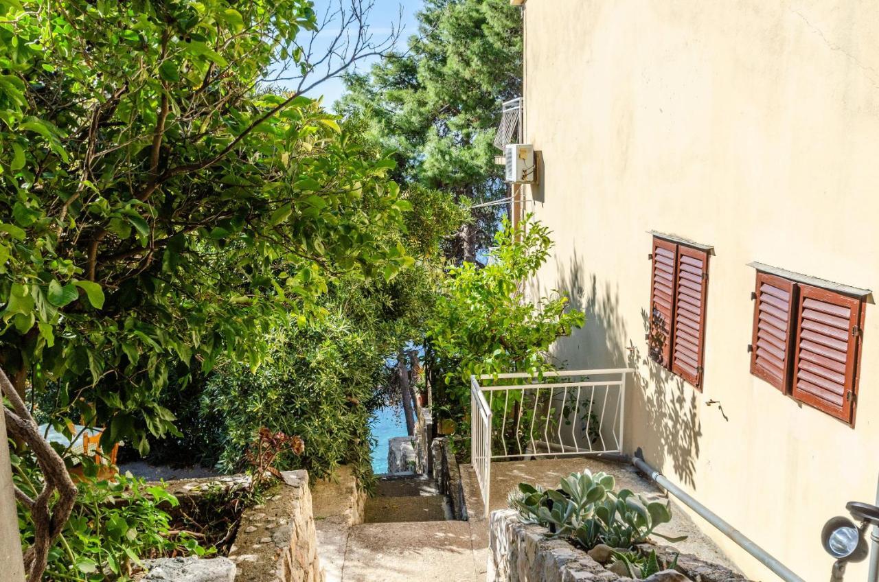 By The Sea Apartment Marta بريسبا المظهر الخارجي الصورة