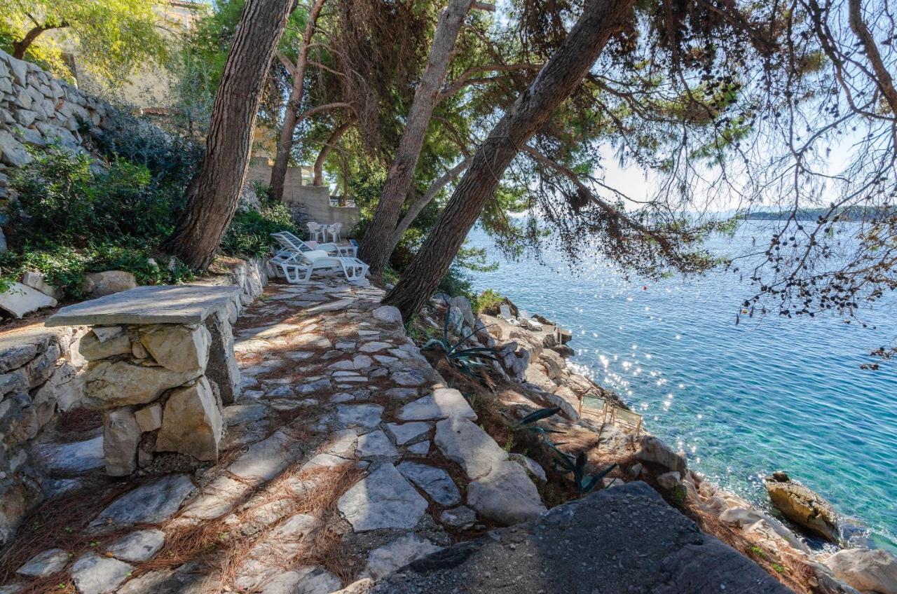 By The Sea Apartment Marta بريسبا المظهر الخارجي الصورة